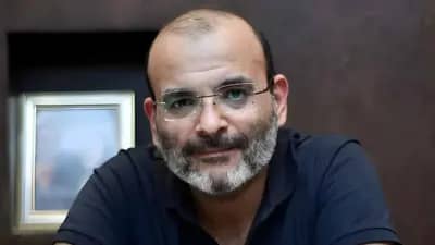 الحزن يخيم على ديار أيمن بهجت قمر