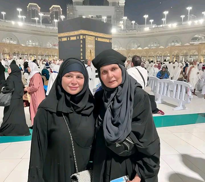 صور يسرا وإلهام شاهين من الأراضي المقدسة 1 IMG 20241216 WA0065