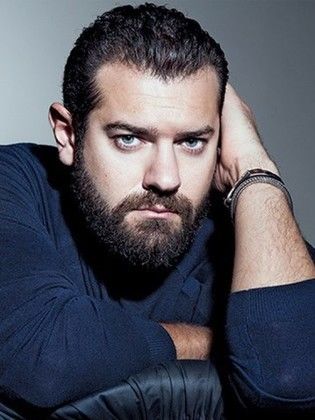 عمرو يوسف يخوض السباق الصيفي بفلمين 1