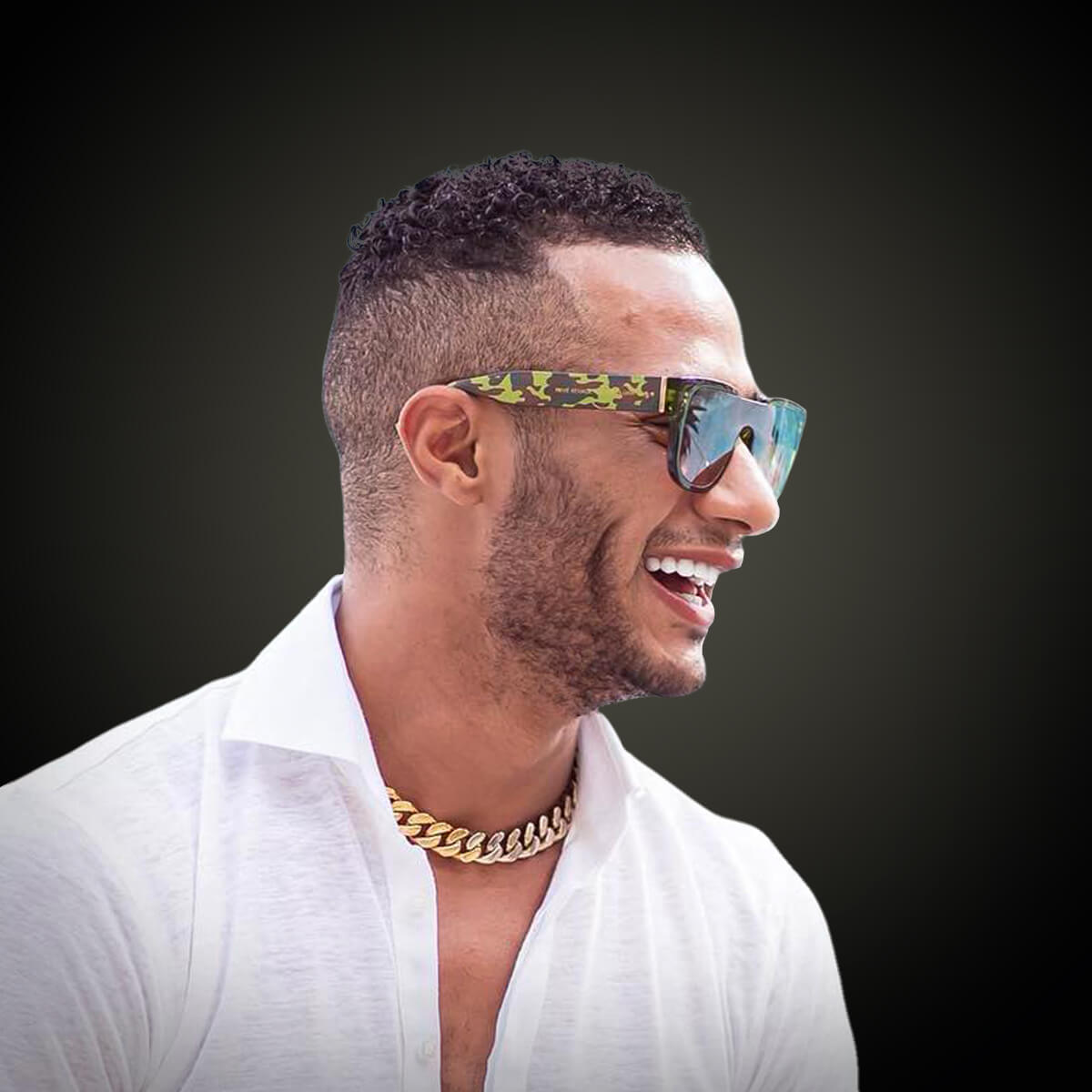 رمضان يسرب صورة من فيلمه الجديد "أسد" 1 Mohamed Ramadan Facebook @Ramadan