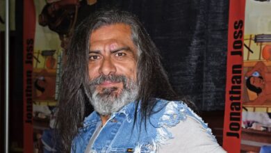 تفاصيل وفاة الفنان الأمريكي جوناثان جوس 5 299681