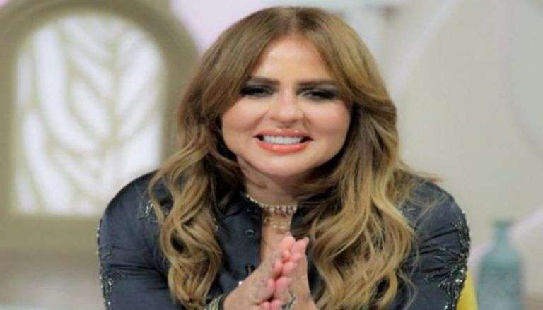 مها الصغير تنتقد مواقع التواصل الاجتماعي 1 683f3461c62bd