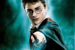 تعرف على أبطال مسلسل هاري بوتر الجديد 3 harry potter hogwarts freebie ftr