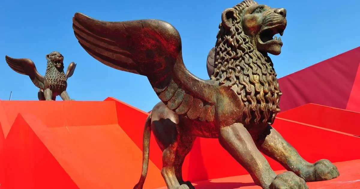 مهرجان فينيسيا السينمائي 2025: لجان التحكيم تكشف عن مزيد من التفاصيل 1 ثمانية أفلام عربية تتألق في مهرجان فينيسيا 2025 1