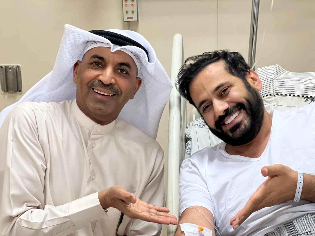 نجاح عملية عبد الله بوشهري بعد 4 ساعات من الجراحة 1 IMG 20250929 WA0012