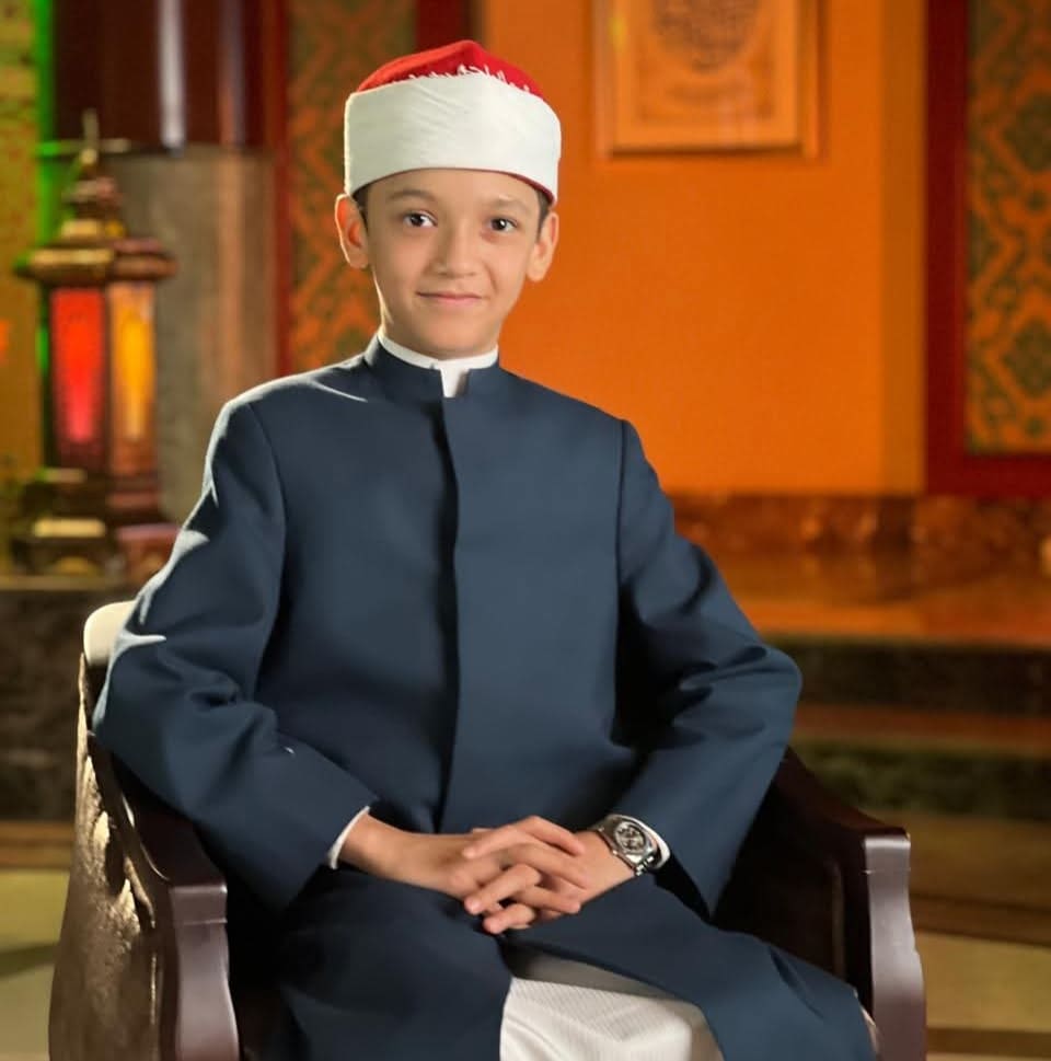 وزير الأوقاف يرعى الطفل عمر علي بعد فوزه في برنامج دولة التلاوة 1 IMG ٢٠٢٥١١١٥ ١٦٤٧٣٢