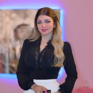 الأعلى للإعلام يستدعي مسؤولي حسابات بسمة وهبة وياسمين الخطيب وأبو المعاطي زكي 4 ياسمين الخطيب