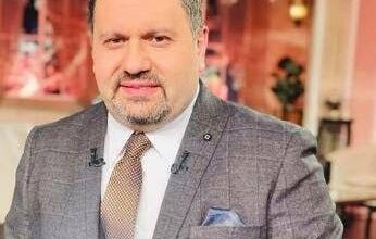 إدوارد يطمئن جمهوره بعد ظهوره على كرسي متحرك 1 إدوارد