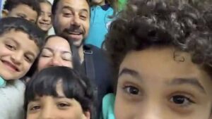 أحمد السعدني يزور "الطفلة مكة" بطلة مسلسله "لاترد ولا تستبدل" 2 IMG 20260117 WA0007