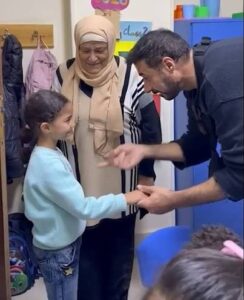 أحمد السعدني يزور "الطفلة مكة" بطلة مسلسله "لاترد ولا تستبدل" 3 IMG 20260117 WA0010