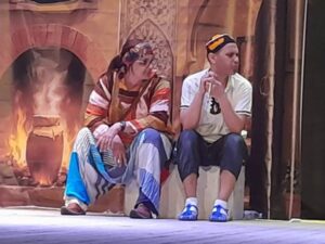 مهرجان المسرح الدولي لشباب الجنوب: عروض فنية مميزة في قصر ثقافة قنا 3 1712410