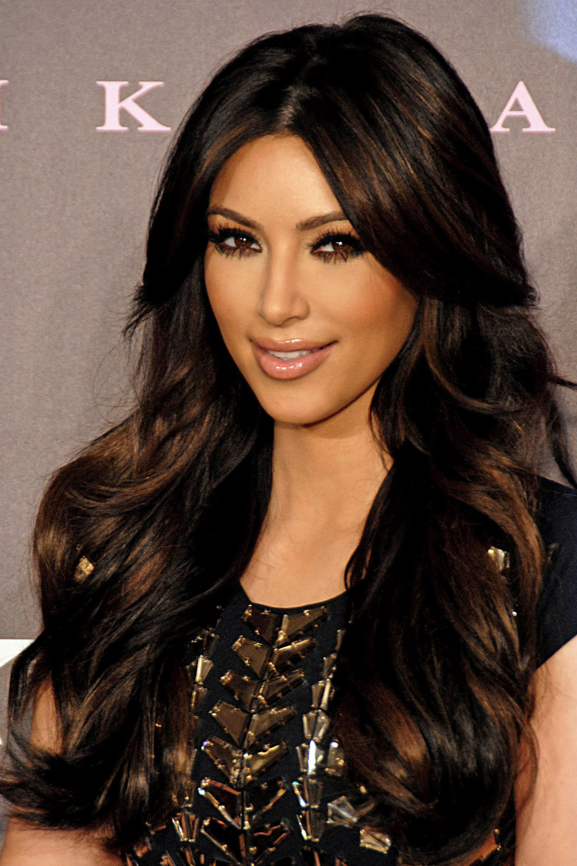 بعد التلفزيون والموضة.. كارداشيان تختار برودواي للدفاع عن المظلومين 1 Kim Kardashian 2011
