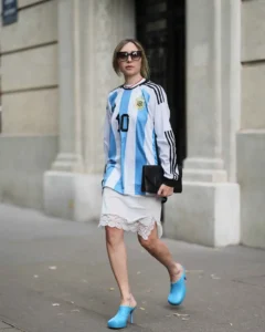 كأس العالم 2026.. كيف حولت المشجعات قمصان المنتخبات إلى موضة شوارع 6 ffacb954 da3c 4f9b 8e6b aa77b4ae94ed v3