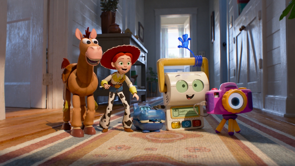 "حكاية لعبة 5" من ديزني-بيكسار تحدد مواعيد إصدارها للمنازل 1 TOY STORY 5 1